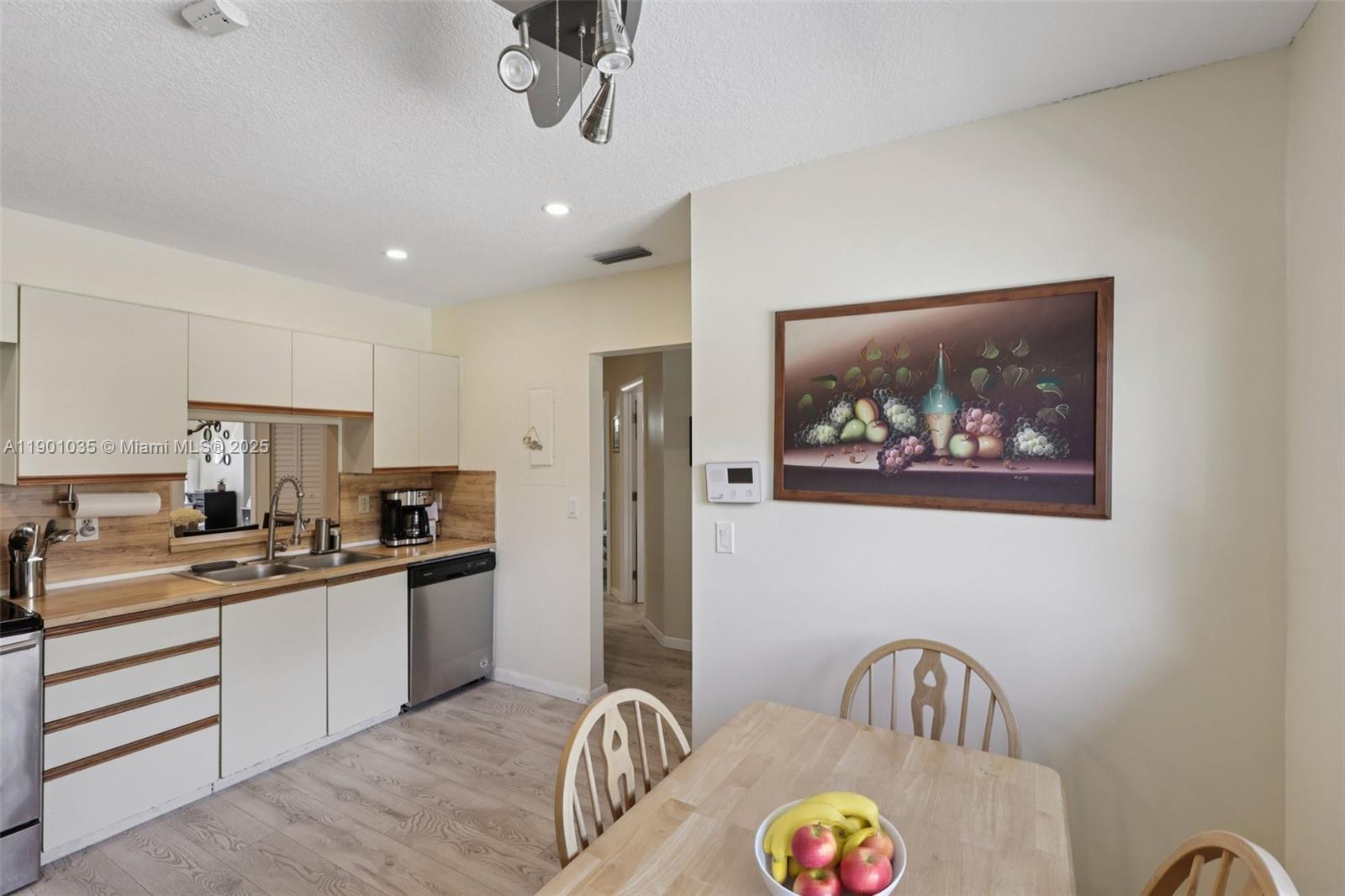 HAMMOCKS AT COCONUT CREEK - Residential