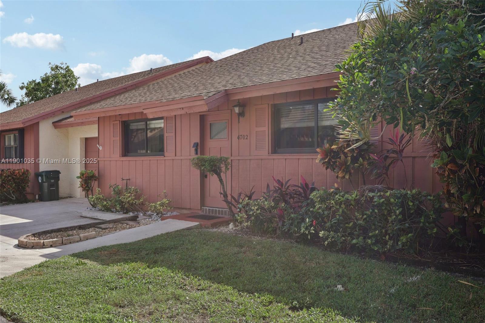 HAMMOCKS AT COCONUT CREEK - Residential