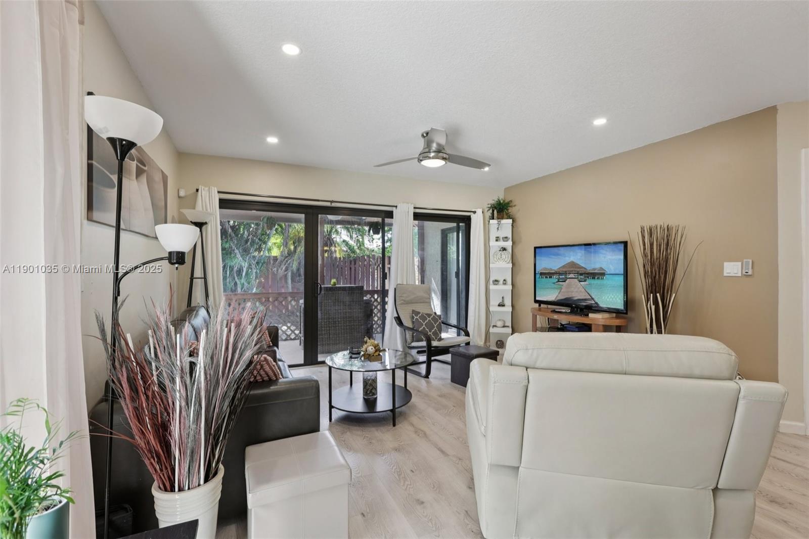 HAMMOCKS AT COCONUT CREEK - Residential