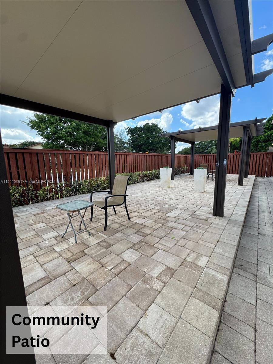 HAMMOCKS AT COCONUT CREEK - Residential