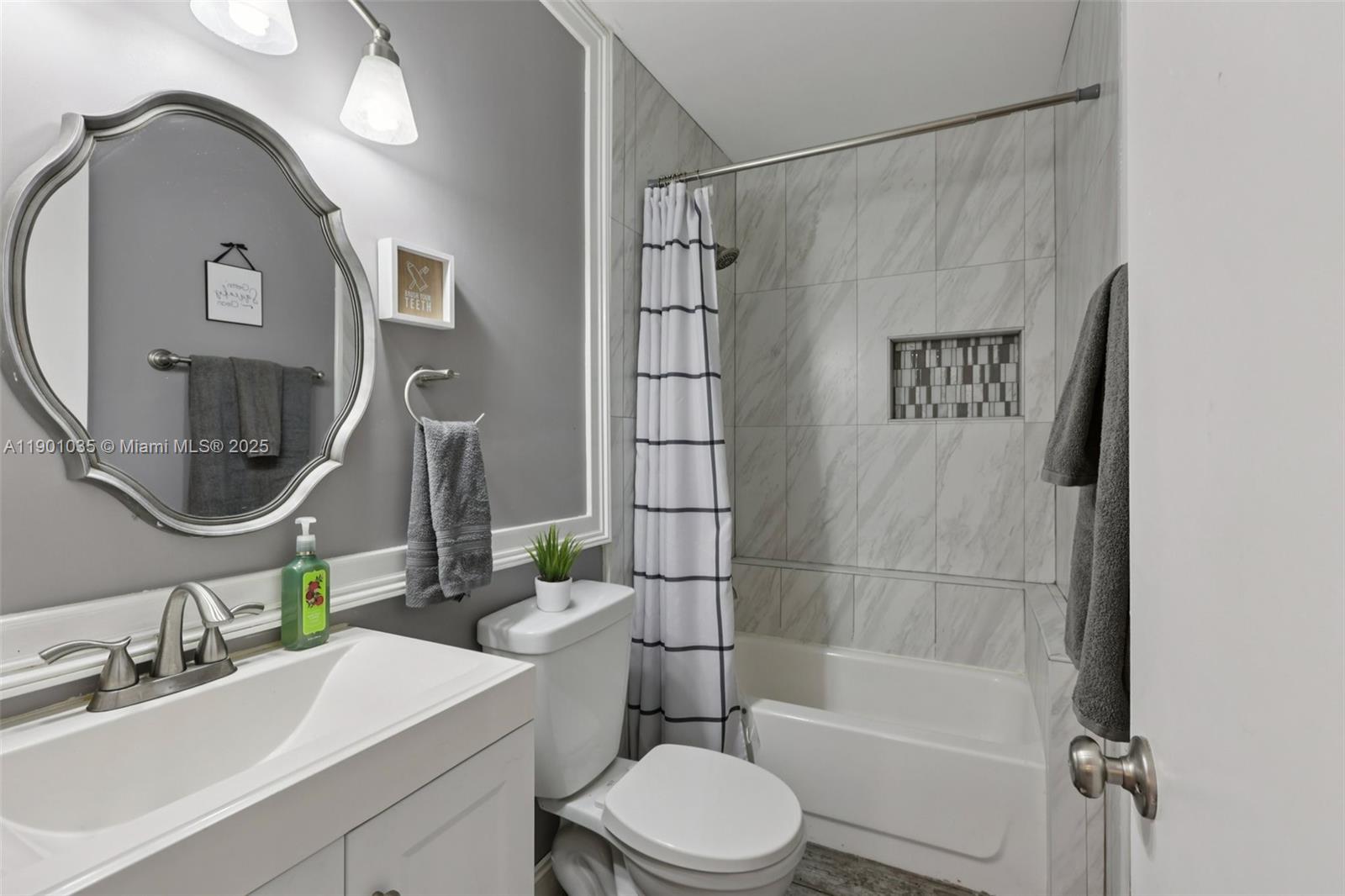 HAMMOCKS AT COCONUT CREEK - Residential