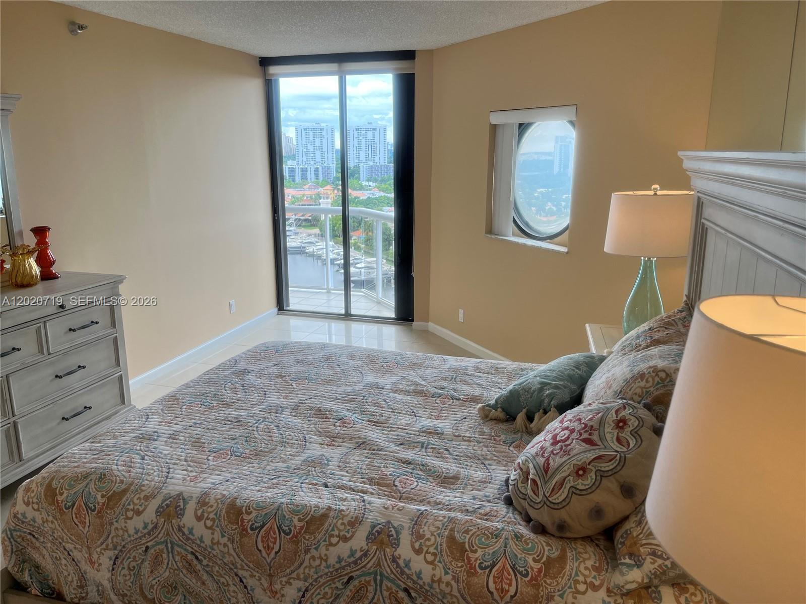 PORTSVIEW @ THE WATERWAYS - Residential