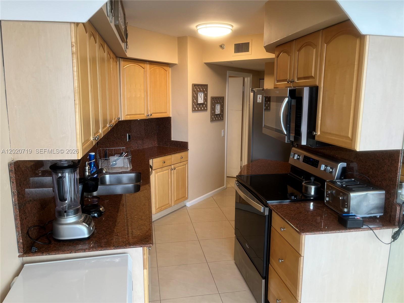 PORTSVIEW @ THE WATERWAYS - Residential