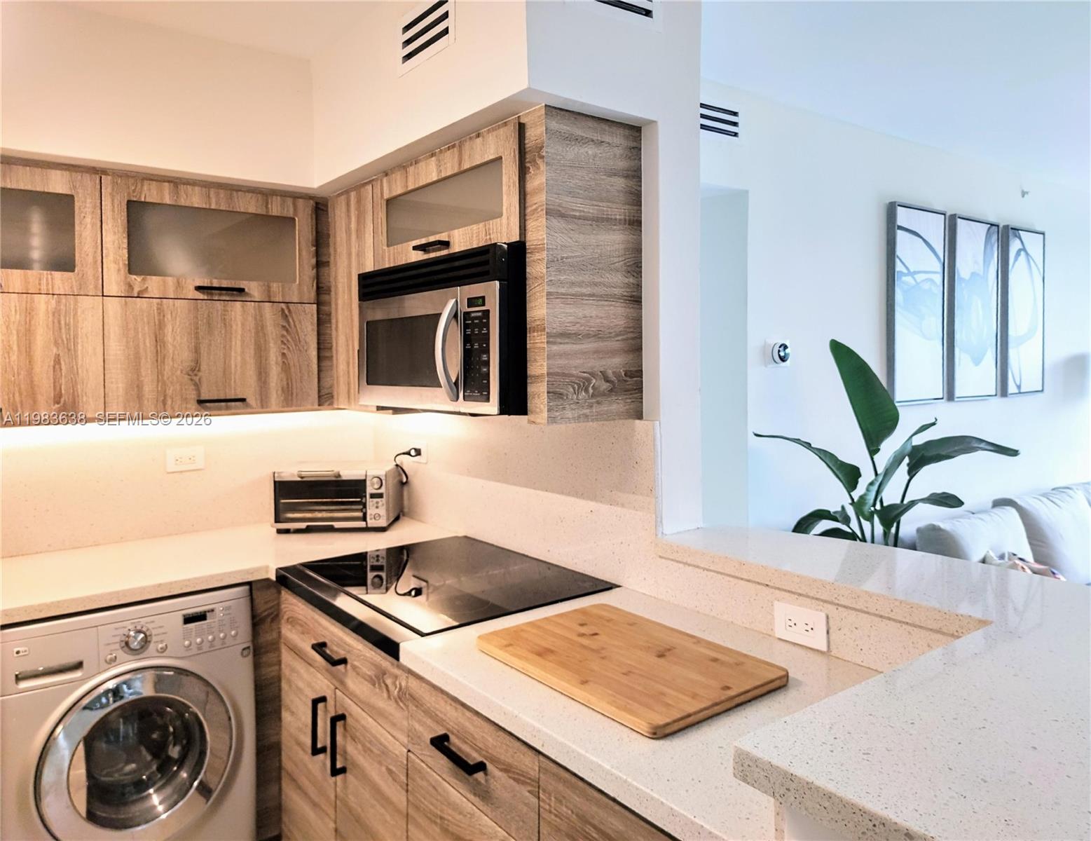 FLAMINGO SOUTH BEACH I CO - Residential