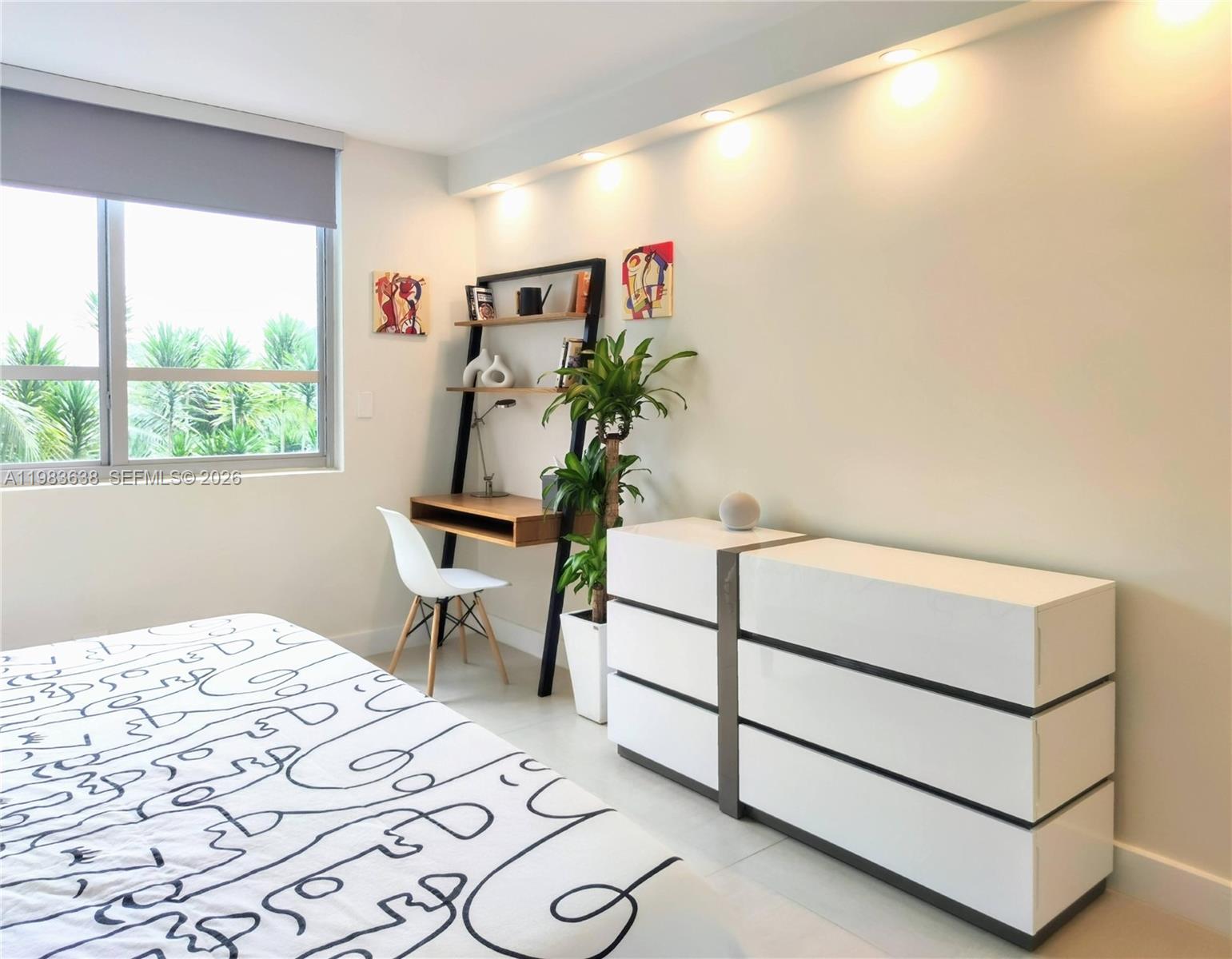 FLAMINGO SOUTH BEACH I CO - Residential