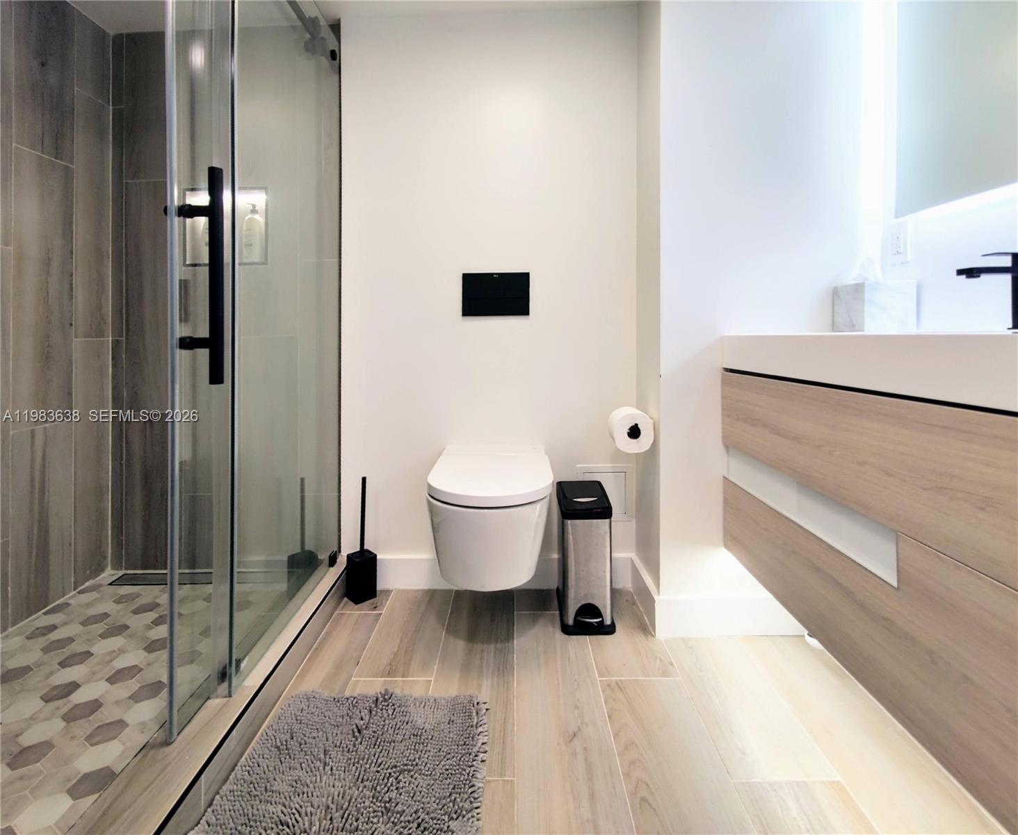 FLAMINGO SOUTH BEACH I CO - Residential