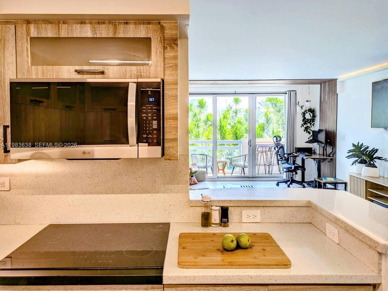 FLAMINGO SOUTH BEACH I CO - Residential