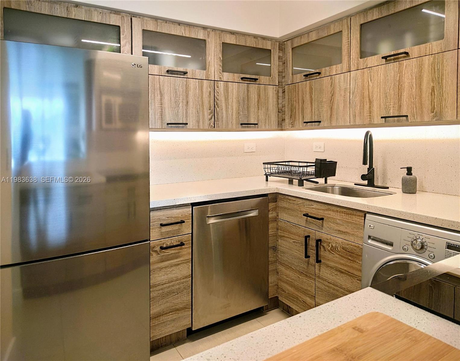 FLAMINGO SOUTH BEACH I CO - Residential