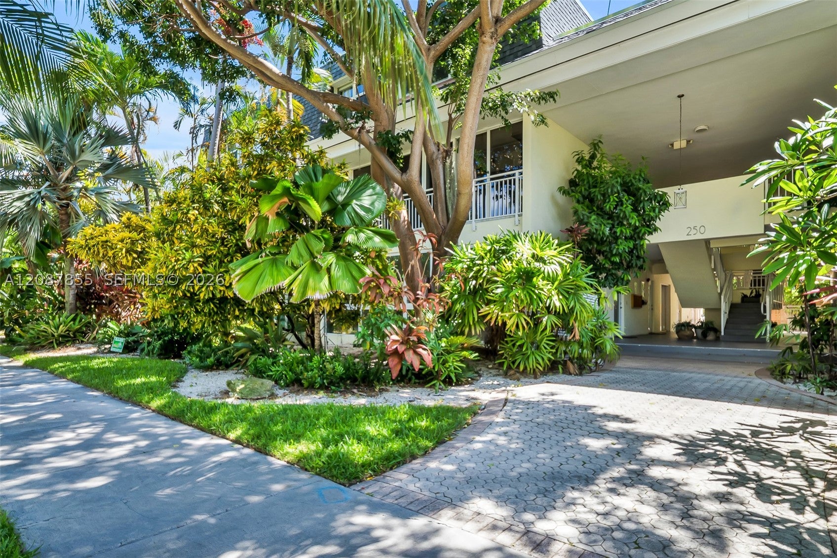 260 Sunrise Dr D, Key Biscayne FL 33149