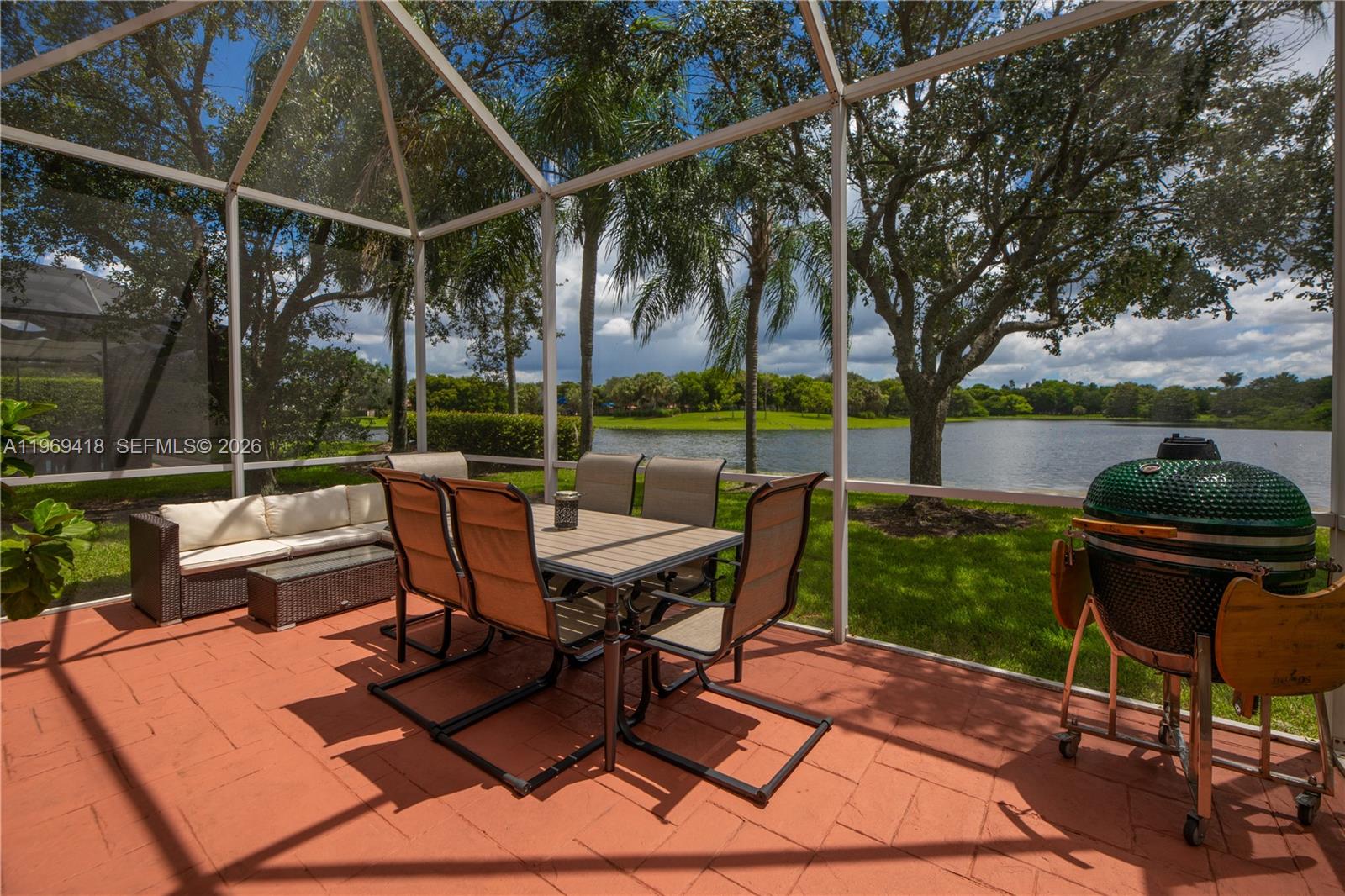 SAPPHIRE POINTE - DIAMOND - Residential