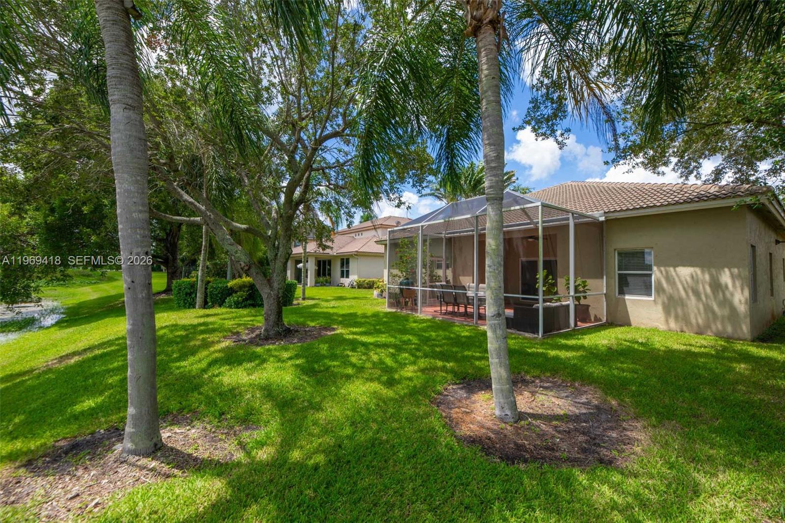 SAPPHIRE POINTE - DIAMOND - Residential