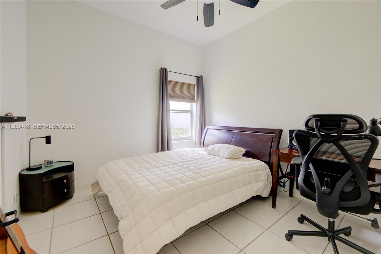 SAPPHIRE POINTE - DIAMOND - Residential