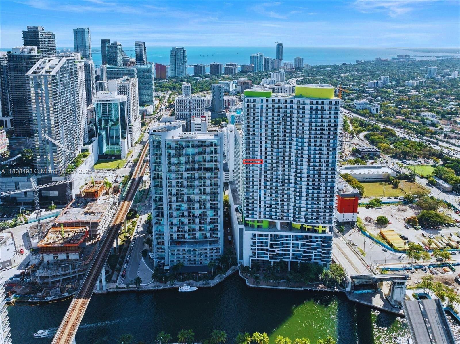 Property for Sale at 185 Sw 7th St 2911, Miami, Broward County, Florida - Bedrooms: 3 
Bathrooms: 3  - $795,000