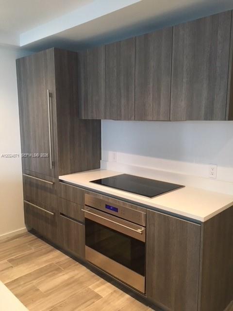 SLS LUX - Residential Lease