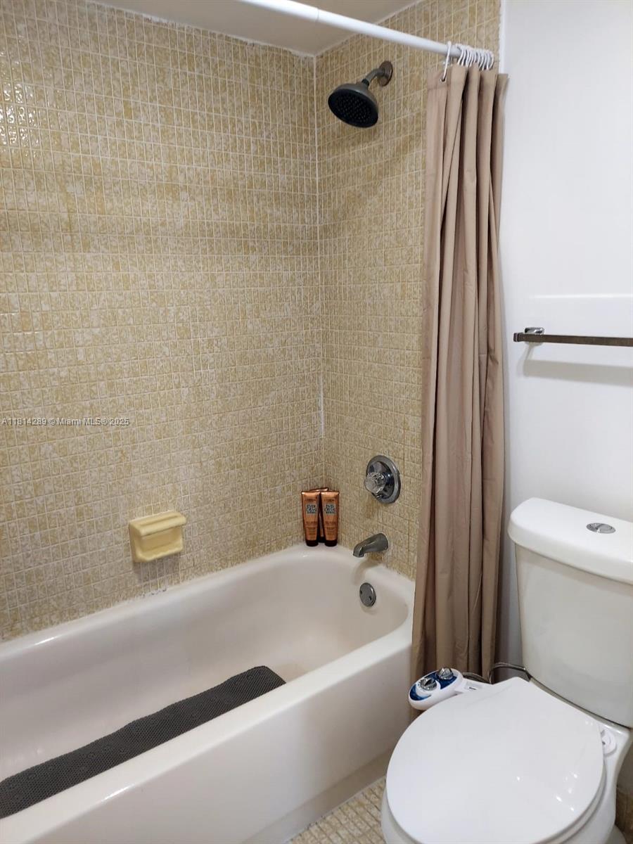 AVENTURA ELDORADO CONDO - Residential Lease