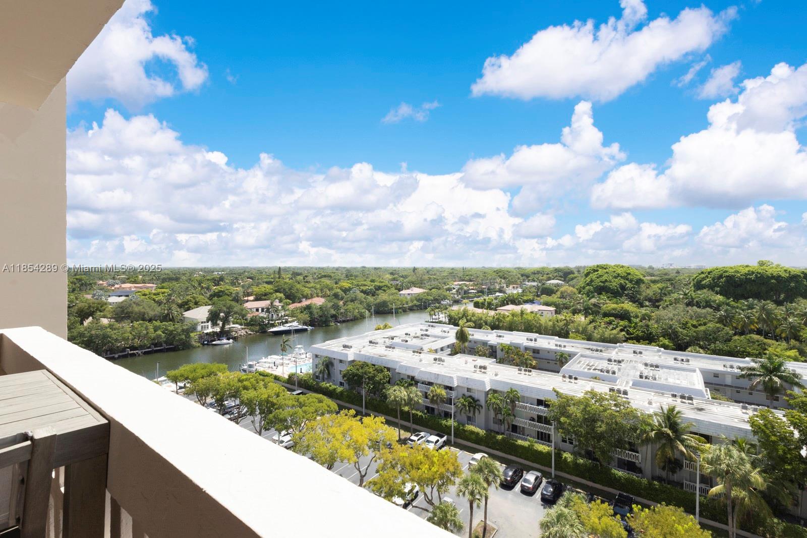 GABLES WATERWAY TOWERS CO - Residential