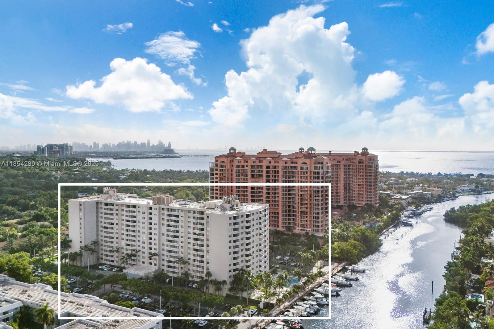 GABLES WATERWAY TOWERS CO - Residential