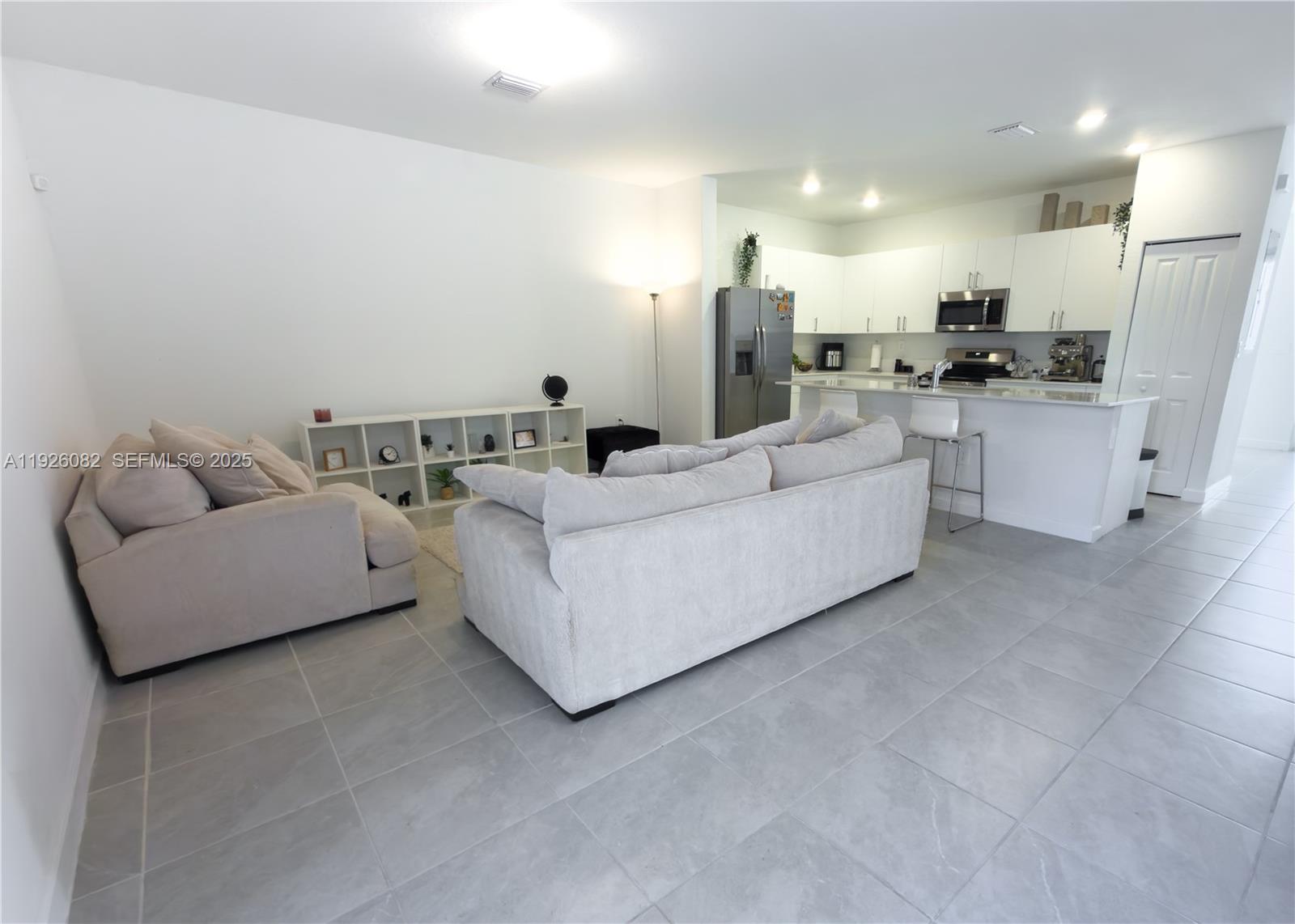 26486 SW 148th Ct, Homestead, FL, 33032/$465,000 1 26486 SW 148th Ct