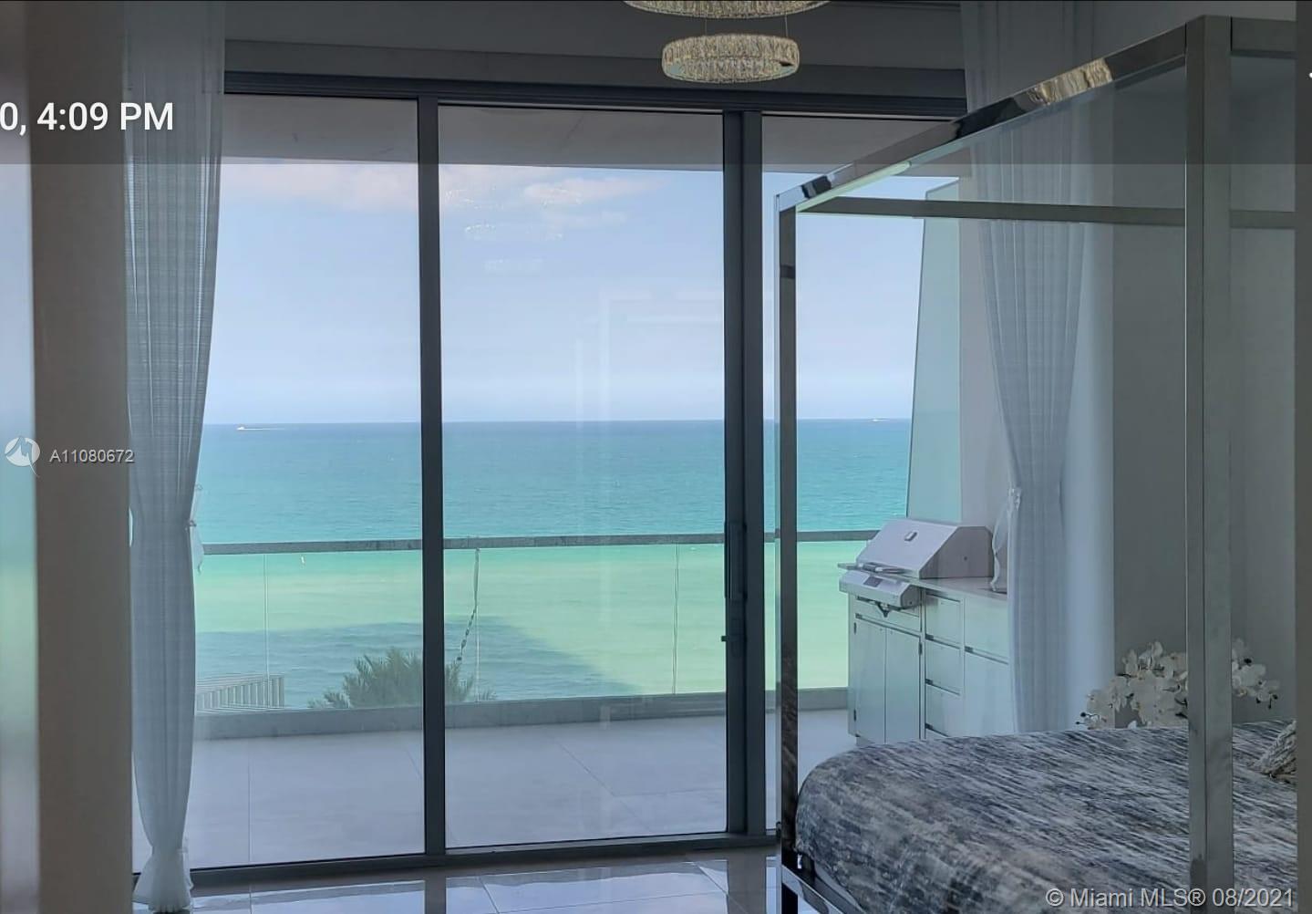 TURNBERRY OCEAN CLUB - Residential