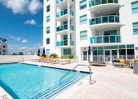 1723 SW 2nd Ave PH09 Miami FL 33129