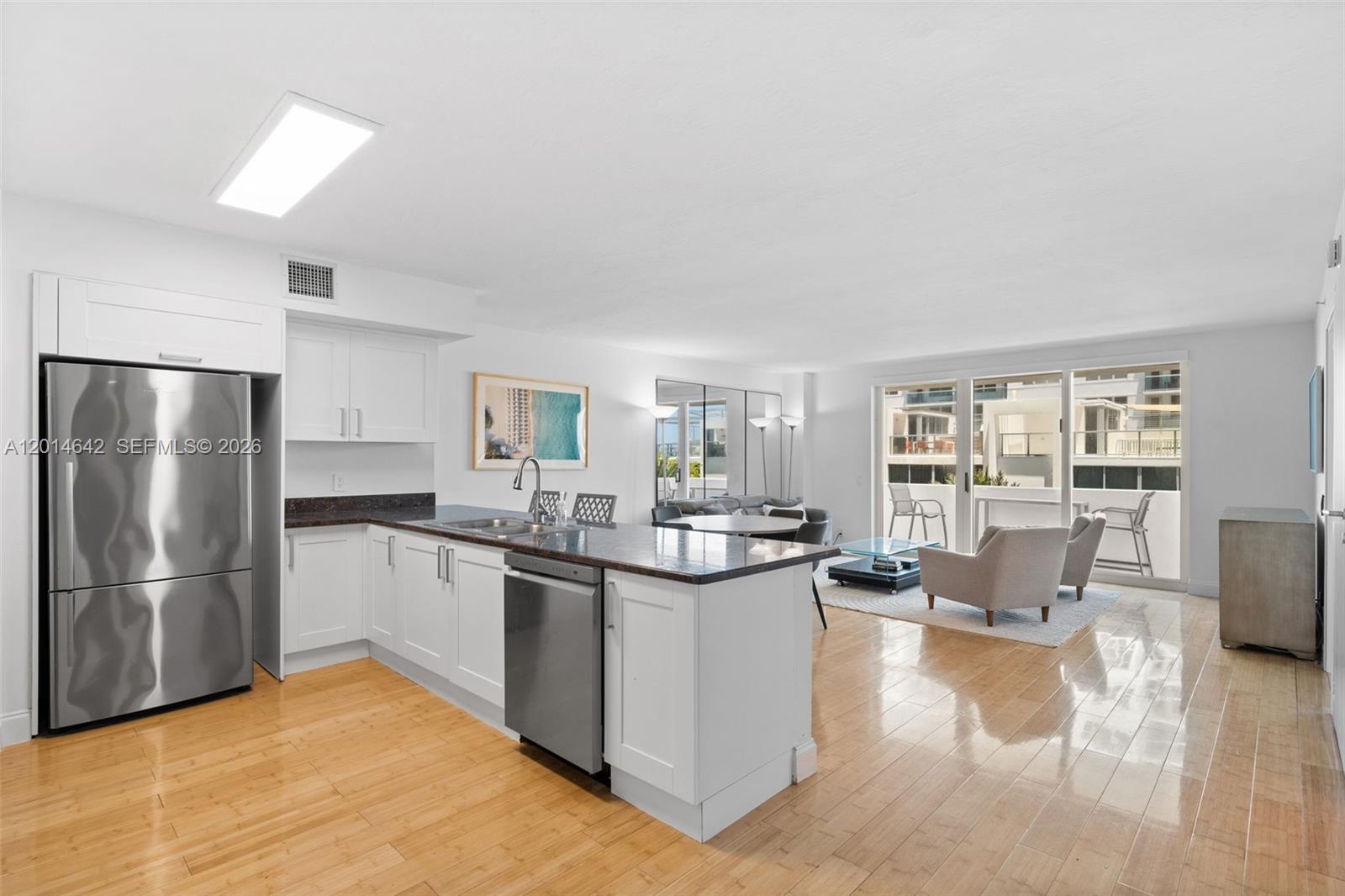9499 Collins Ave 403