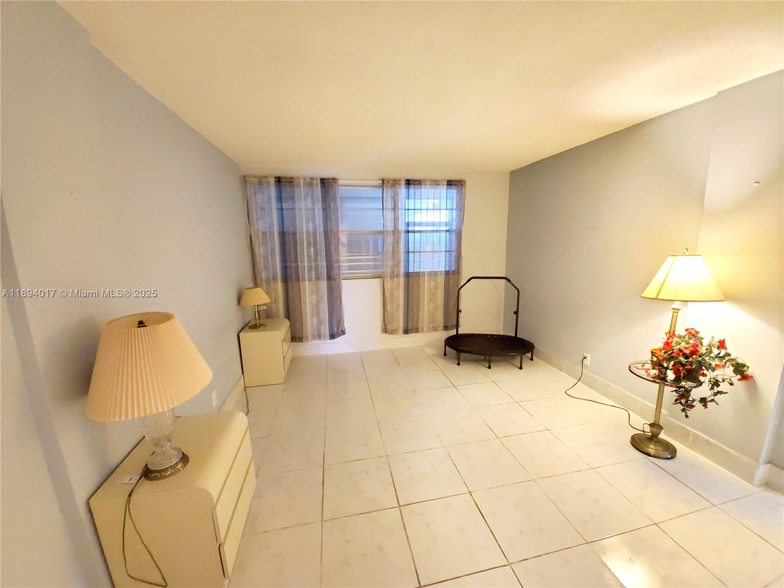 APRIL BREEZE CONDO - Residential Lease