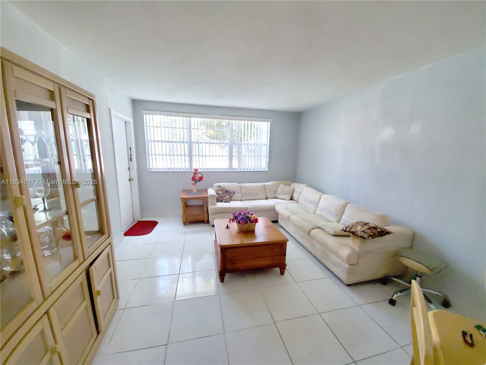 APRIL BREEZE CONDO - Residential Lease