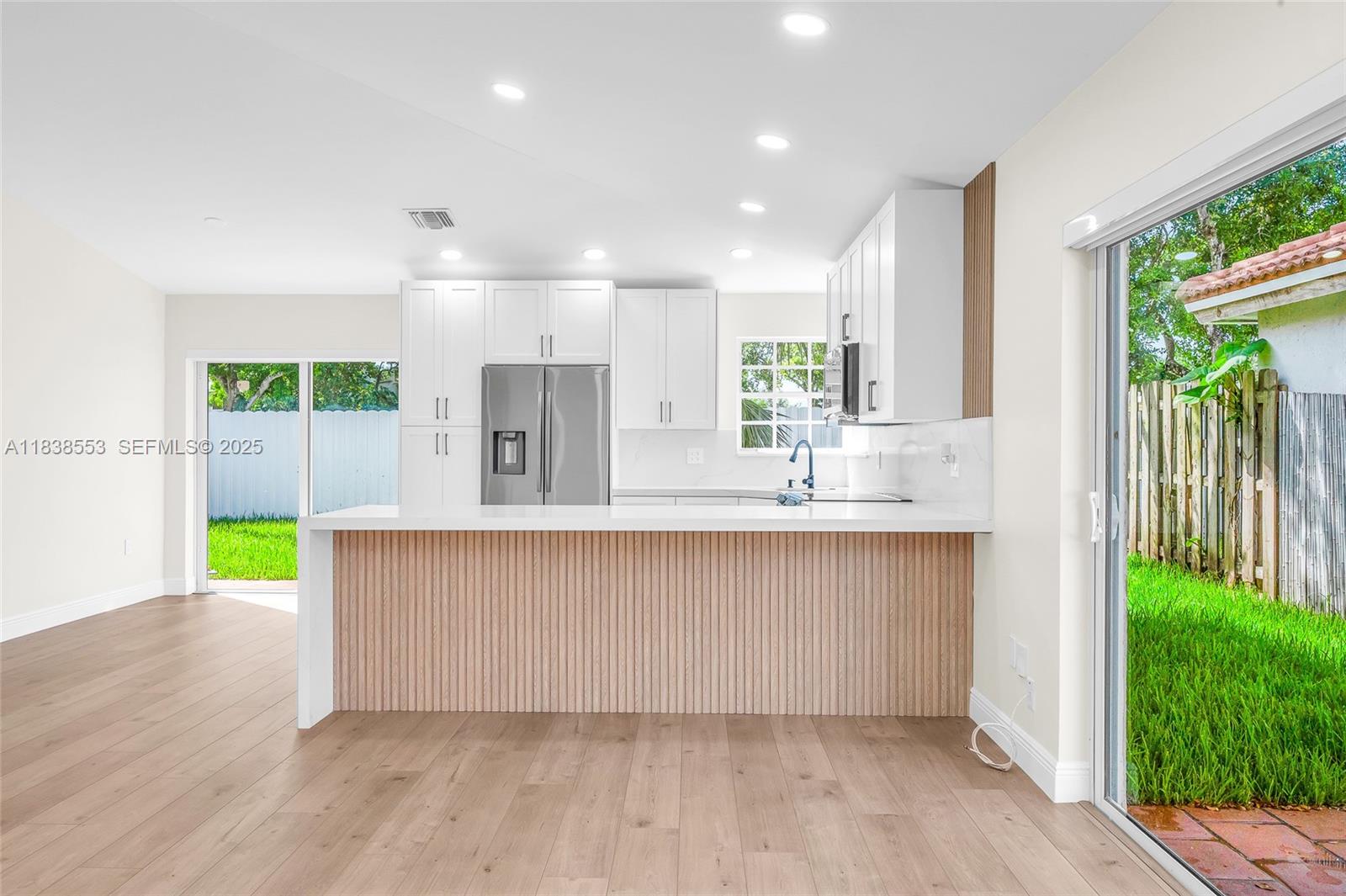 SAWGRASS PLANTATION - Residential