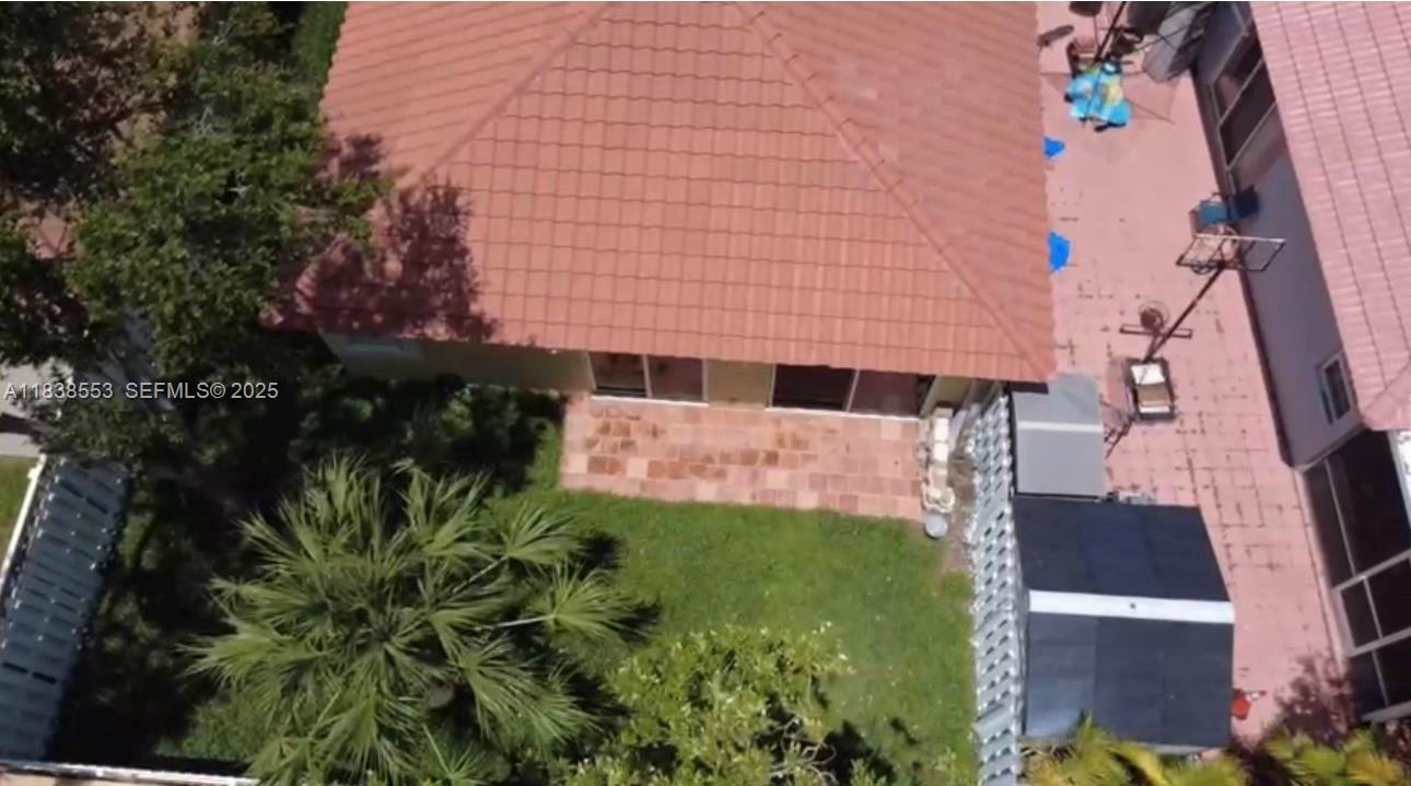 SAWGRASS PLANTATION - Residential