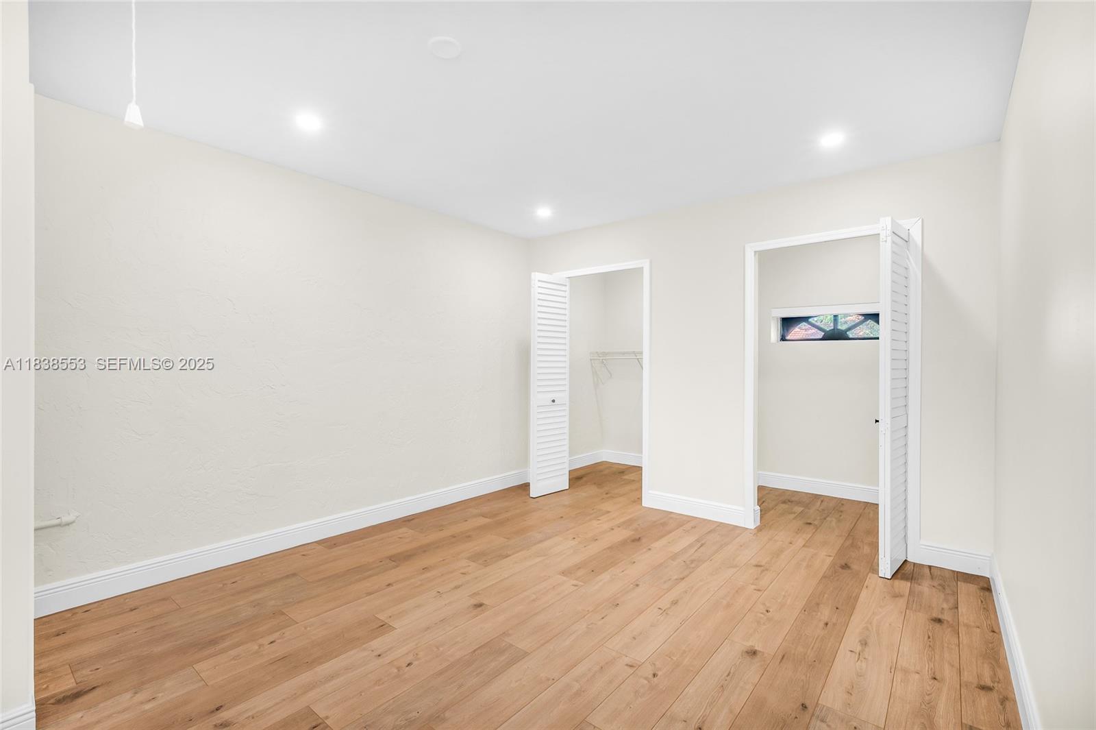 SAWGRASS PLANTATION - Residential