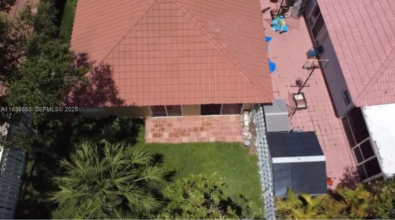 SAWGRASS PLANTATION - Residential