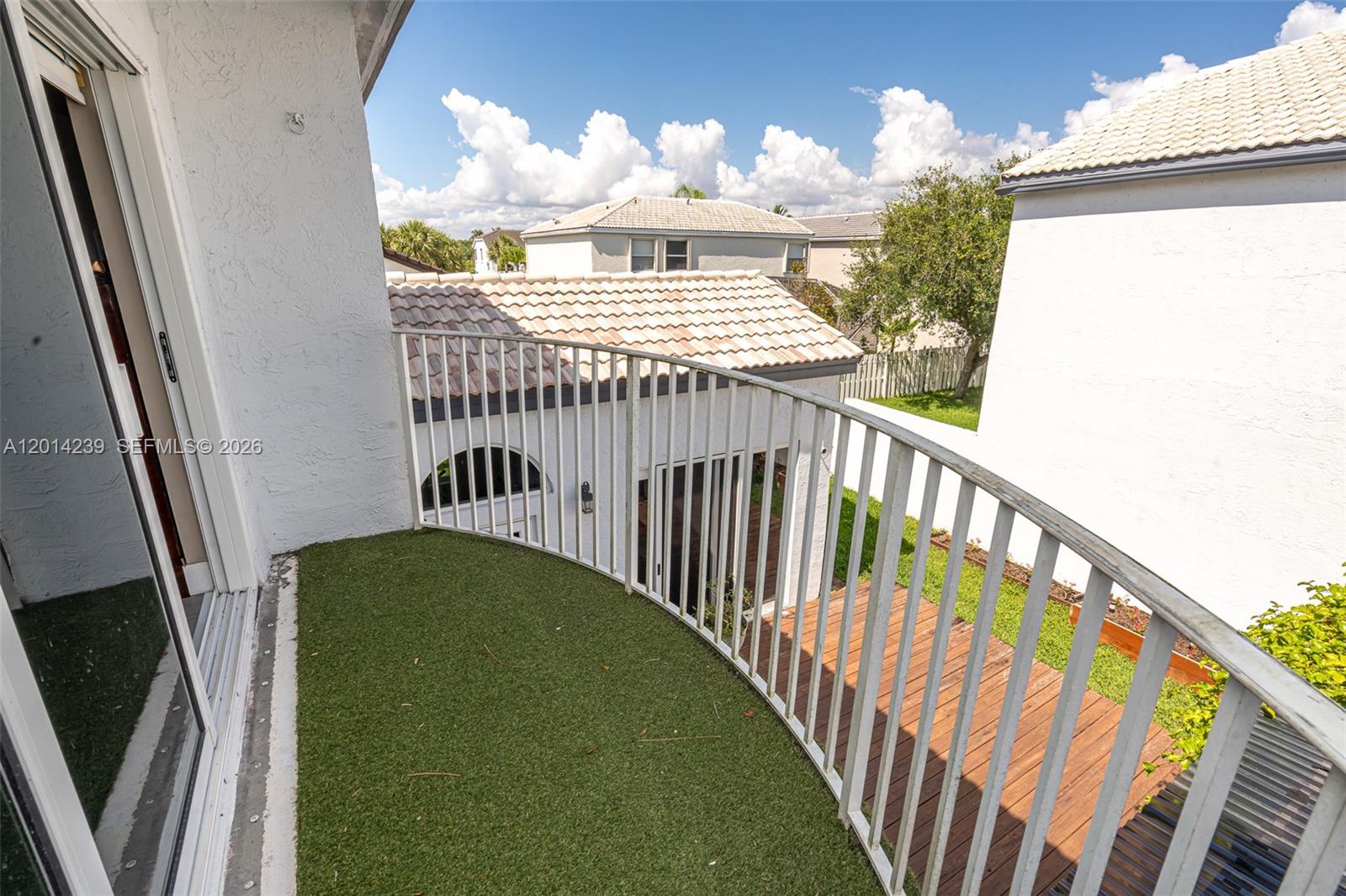 TOWNGATE - Residential