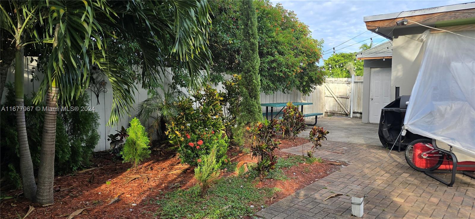 BROADVIEW PARK - Residential