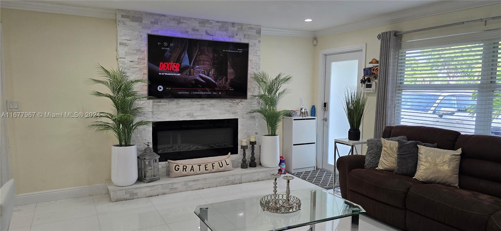 BROADVIEW PARK - Residential