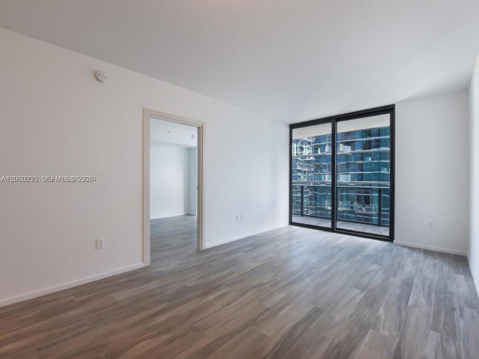 801 SMA RESIDENCES CONDO - Residential