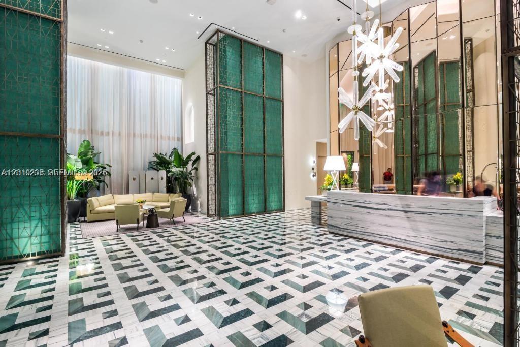 801 SMA RESIDENCES CONDO - Residential