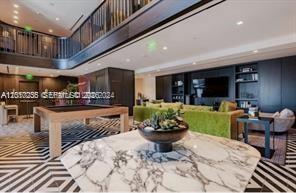 801 SMA RESIDENCES CONDO - Residential