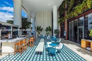 801 SMA RESIDENCES CONDO - Residential