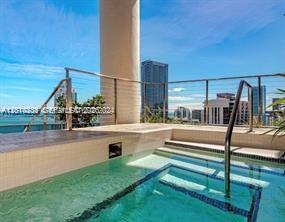 801 SMA RESIDENCES CONDO - Residential