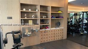801 SMA RESIDENCES CONDO - Residential