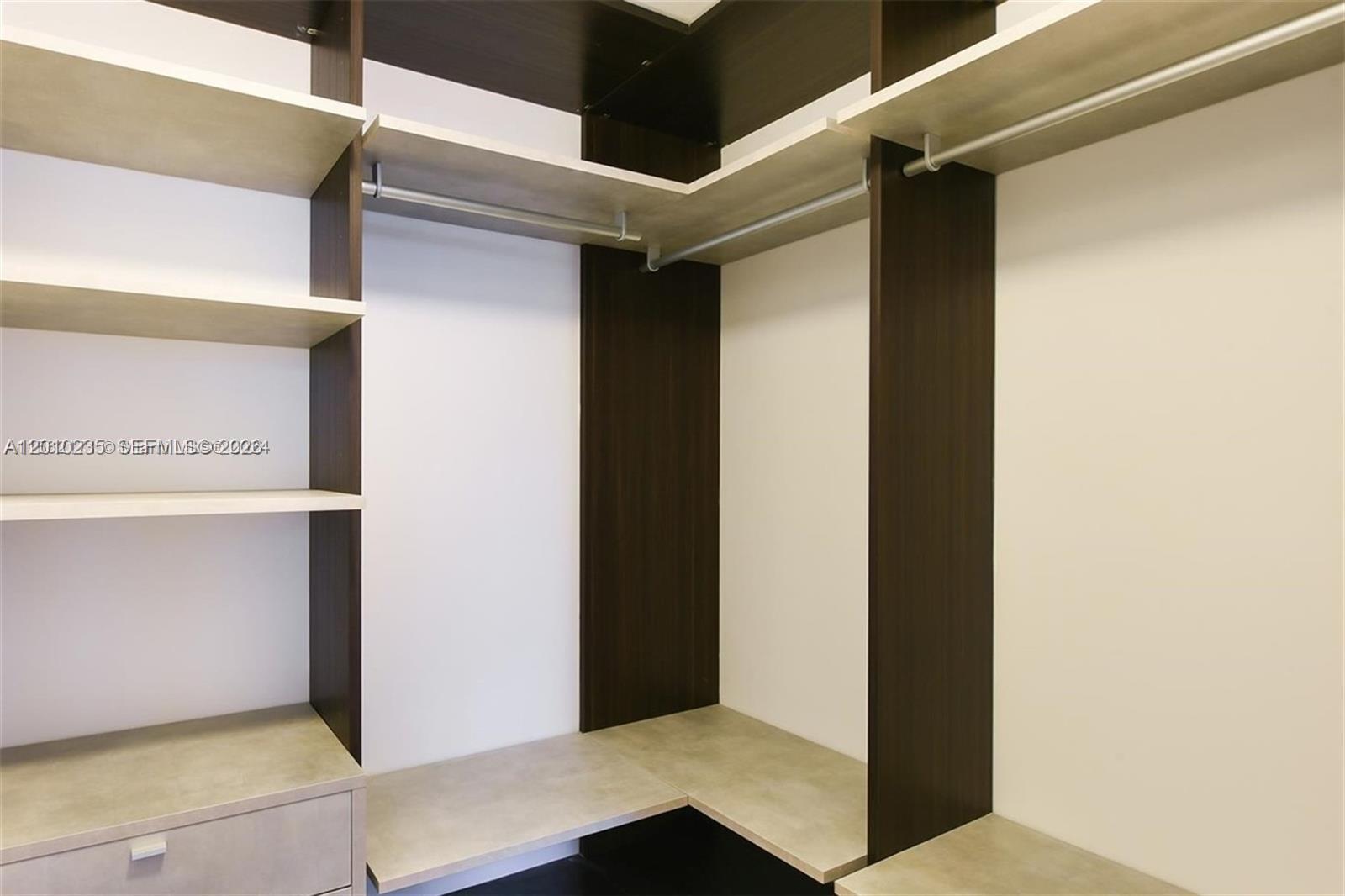 801 SMA RESIDENCES CONDO - Residential