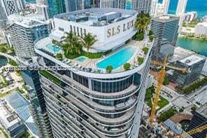 801 SMA RESIDENCES CONDO - Residential