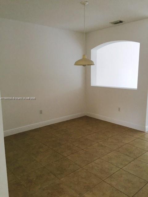 ISLANDS AT DORAL 1ST ADDN - Residential Lease