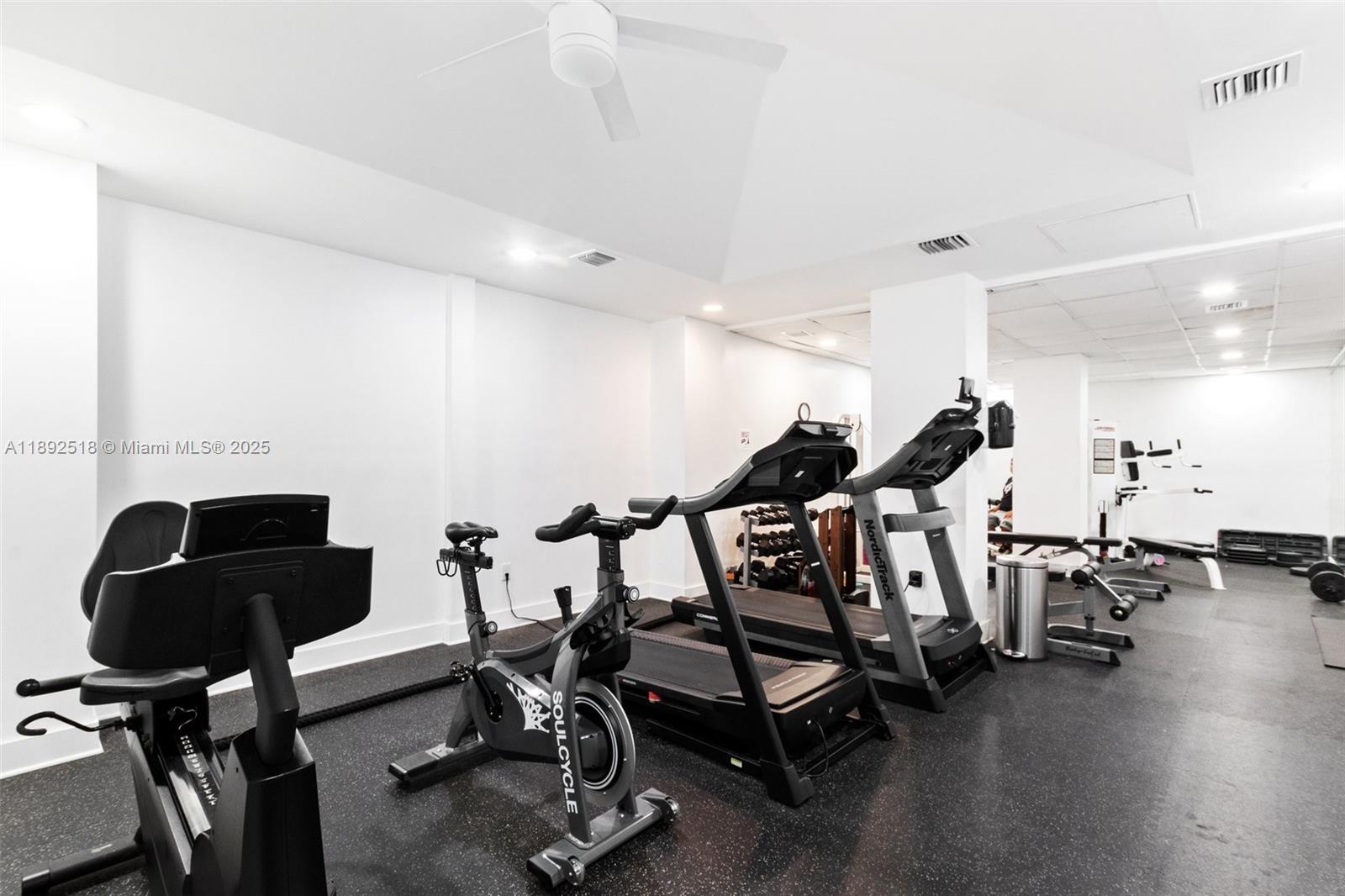 OCEAN PARK CONDO - Residential Lease