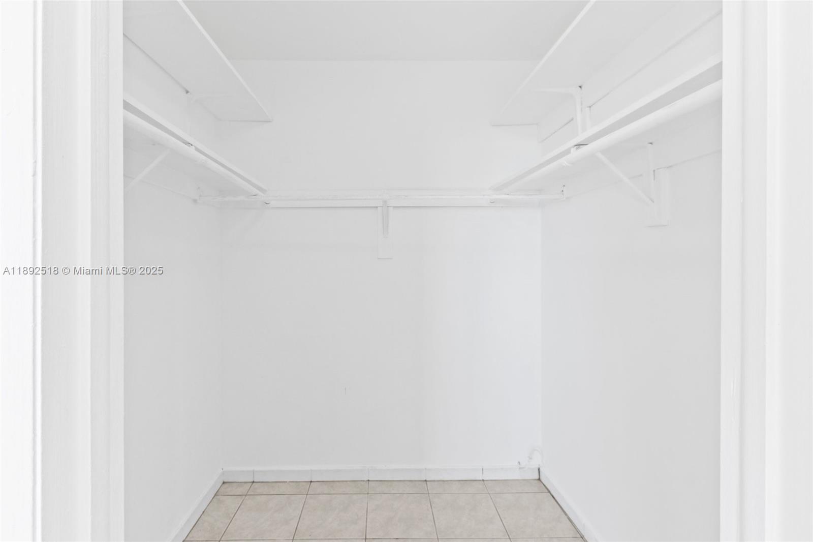 OCEAN PARK CONDO - Residential Lease