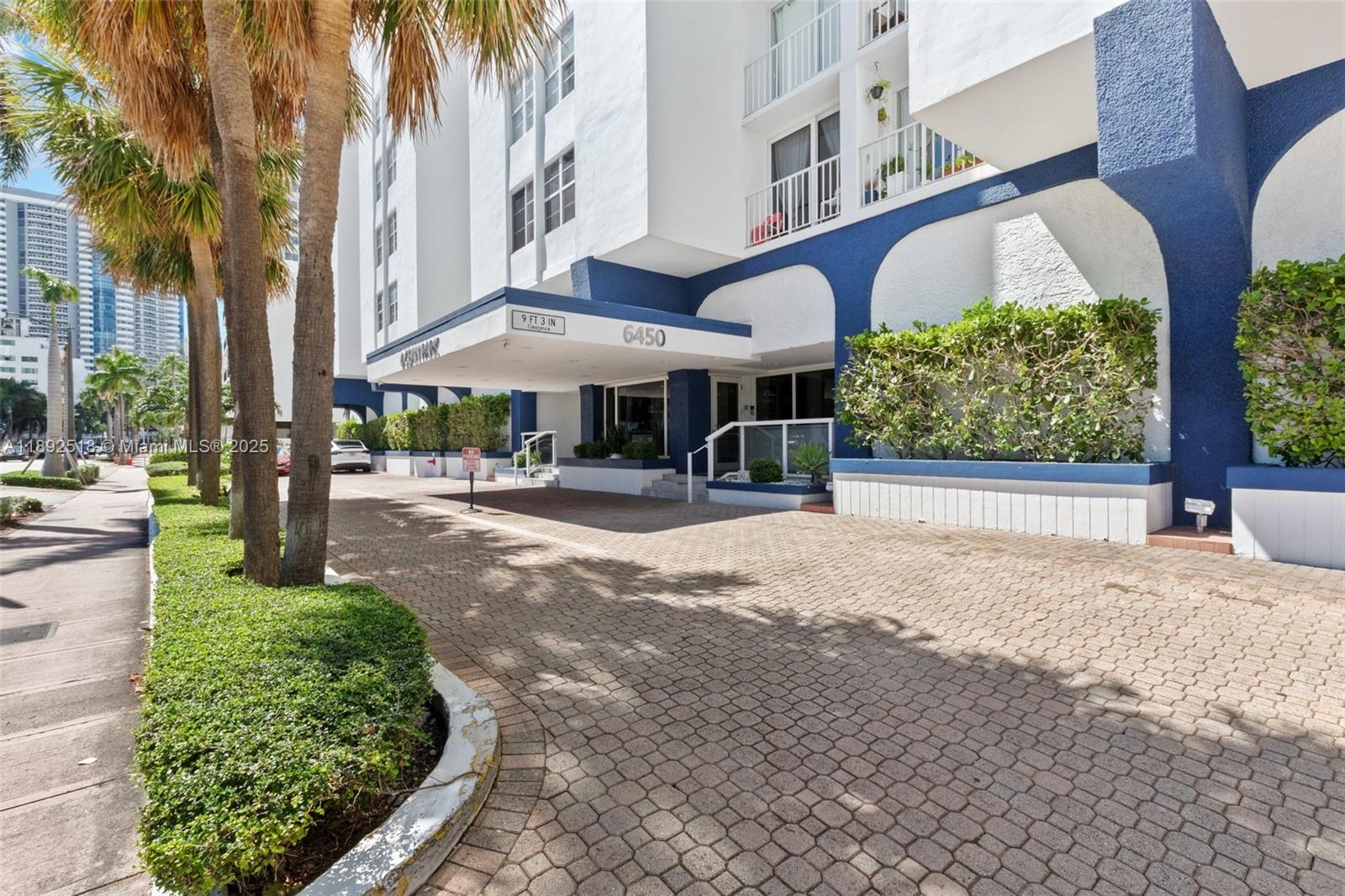 OCEAN PARK CONDO - Residential Lease