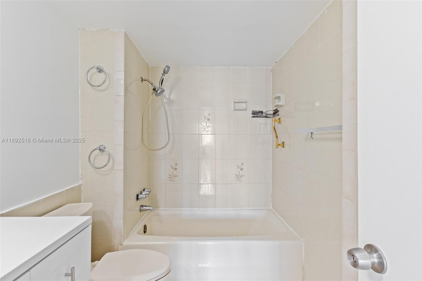 OCEAN PARK CONDO - Residential Lease