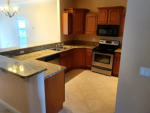 MLS: A11768051