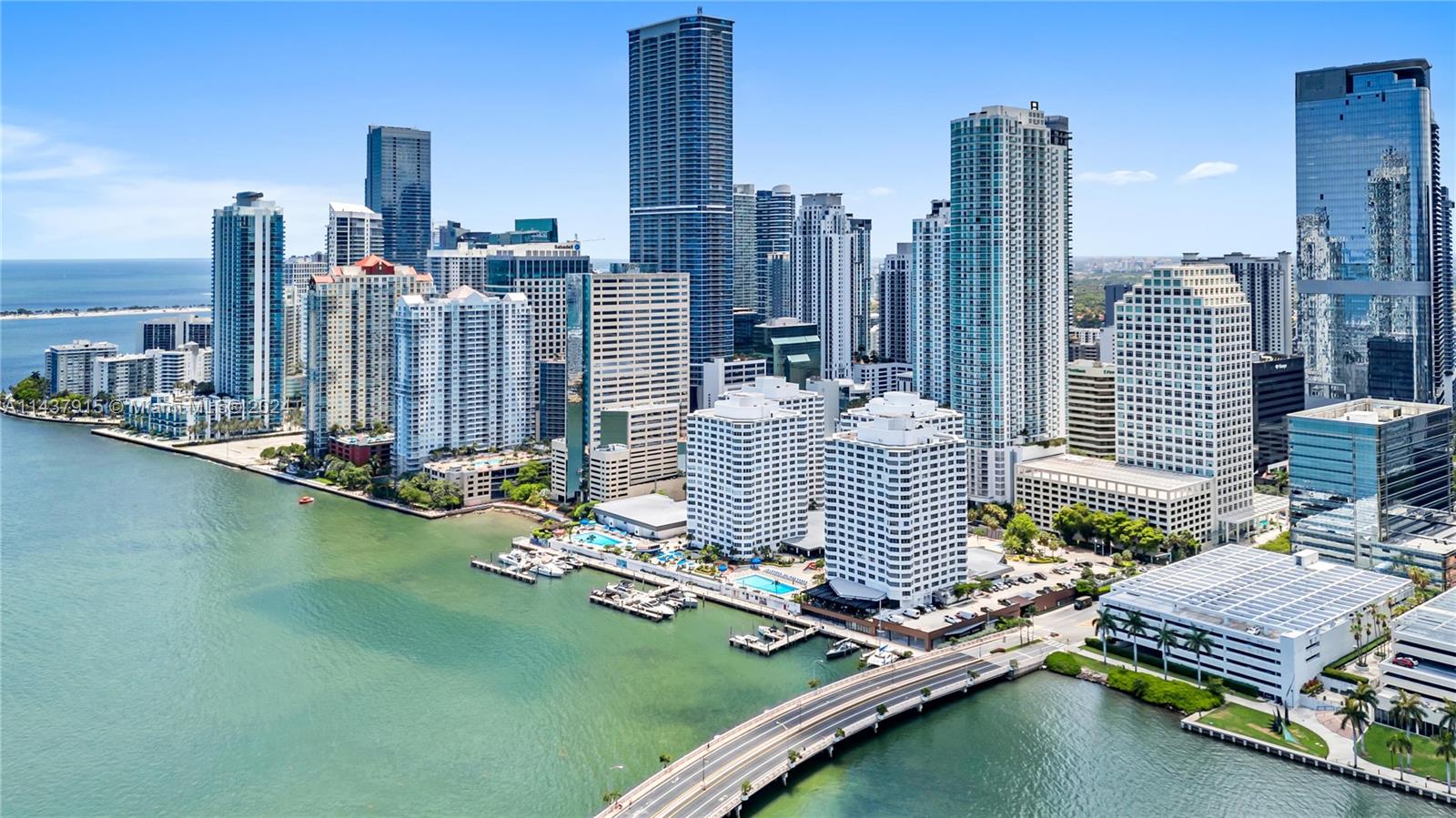 THREE TEQUESTA POINT COND - Residential