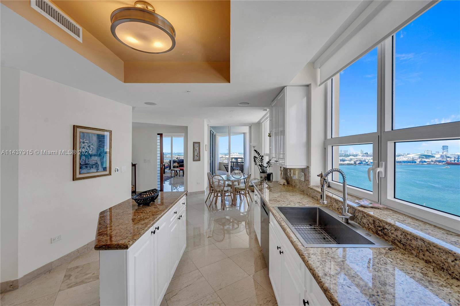 THREE TEQUESTA POINT COND - Residential